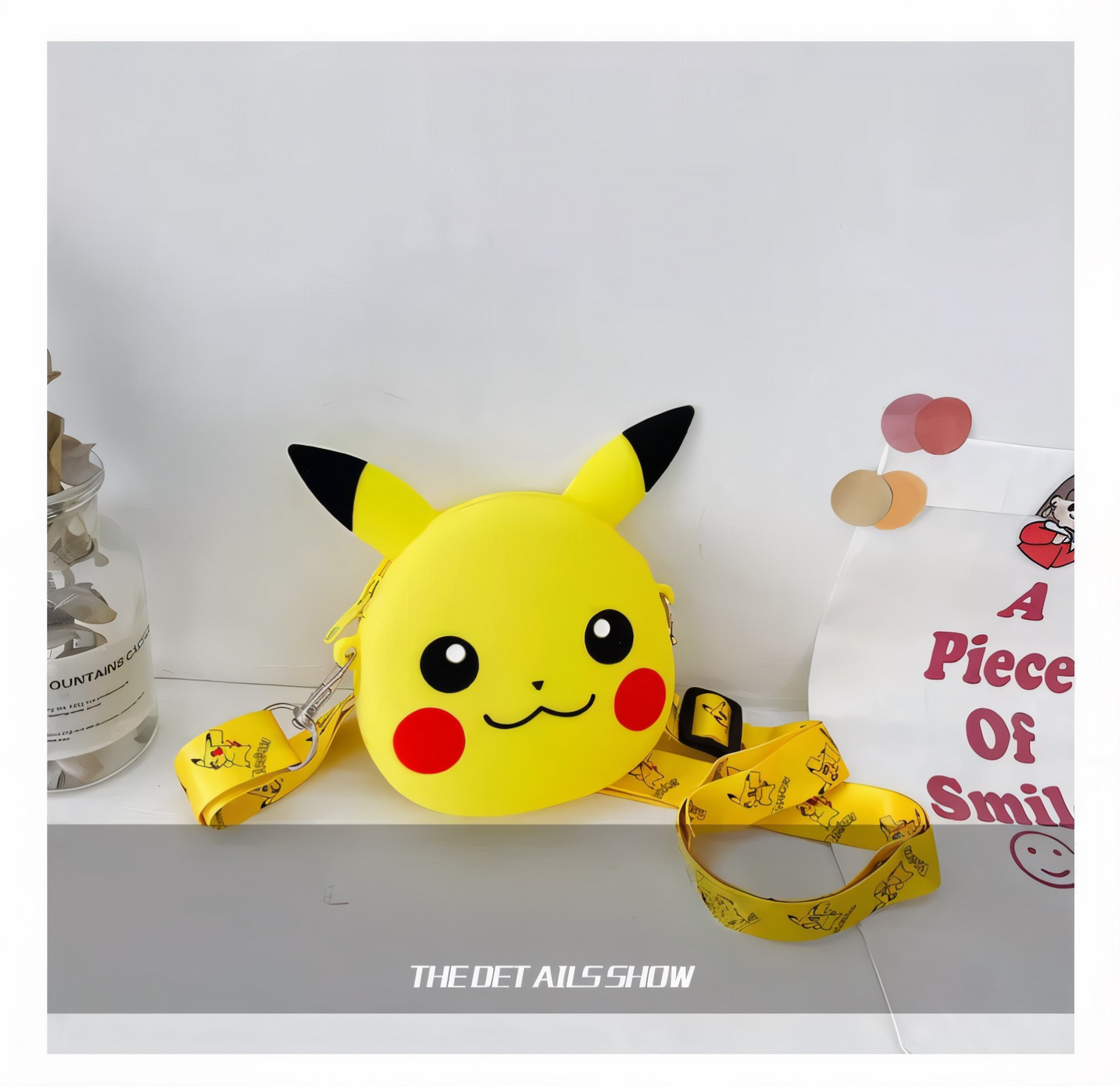 Žuta Pikachu silikonska torbica VST214 s crveno-crnim dizajnom