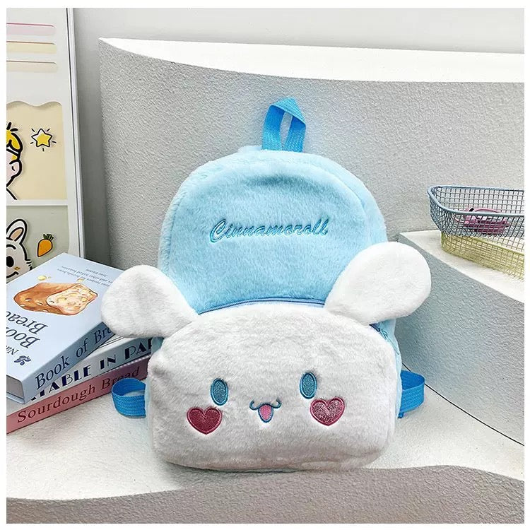 Plava i bijela Cinnamoroll plišana torbica, idealna kao ruksak za svakodnevnu upotrebu