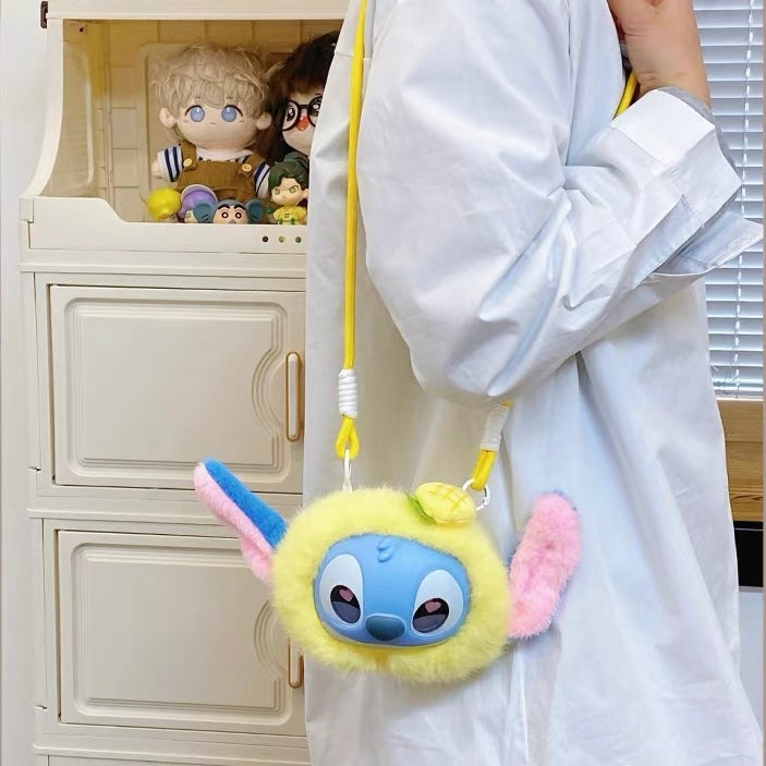 Žuta i plava plišana torbica za nošenje preko tijela stitch s roza ušima i privjeskom u obliku ananasa