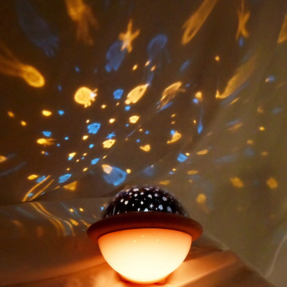 Planet-shaped noćna lampa UFO LAMPA RGB koja projicira zvijezde i nebeske objekte