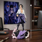 26 cm visoka detaljna smolena figura anime lika itachija uchihe u bijeloj haljini s ljubičastim pojasom na kamenitom postolju