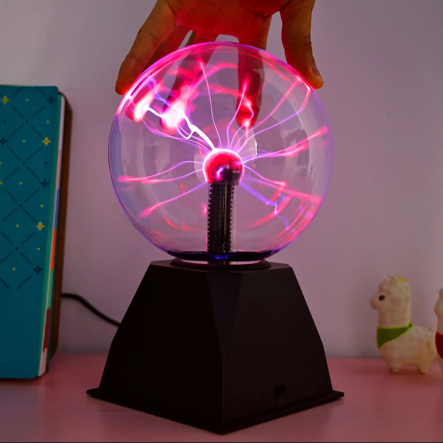 Plazma lampa u TESLA STOLNA LAMPA, savršena dekorativna lampa za svaki prostor