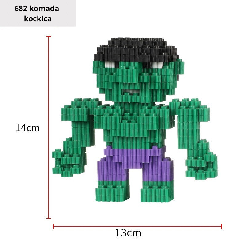 Blocky Hulk figure from HULK LEGO, savršeno za vaš keramički set Čajnik