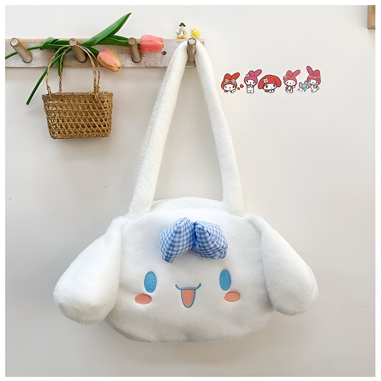 CINNAMOROLL PLIŠANA TORBICA u obliku bijelog plush ruksaka idealna za sve uzraste