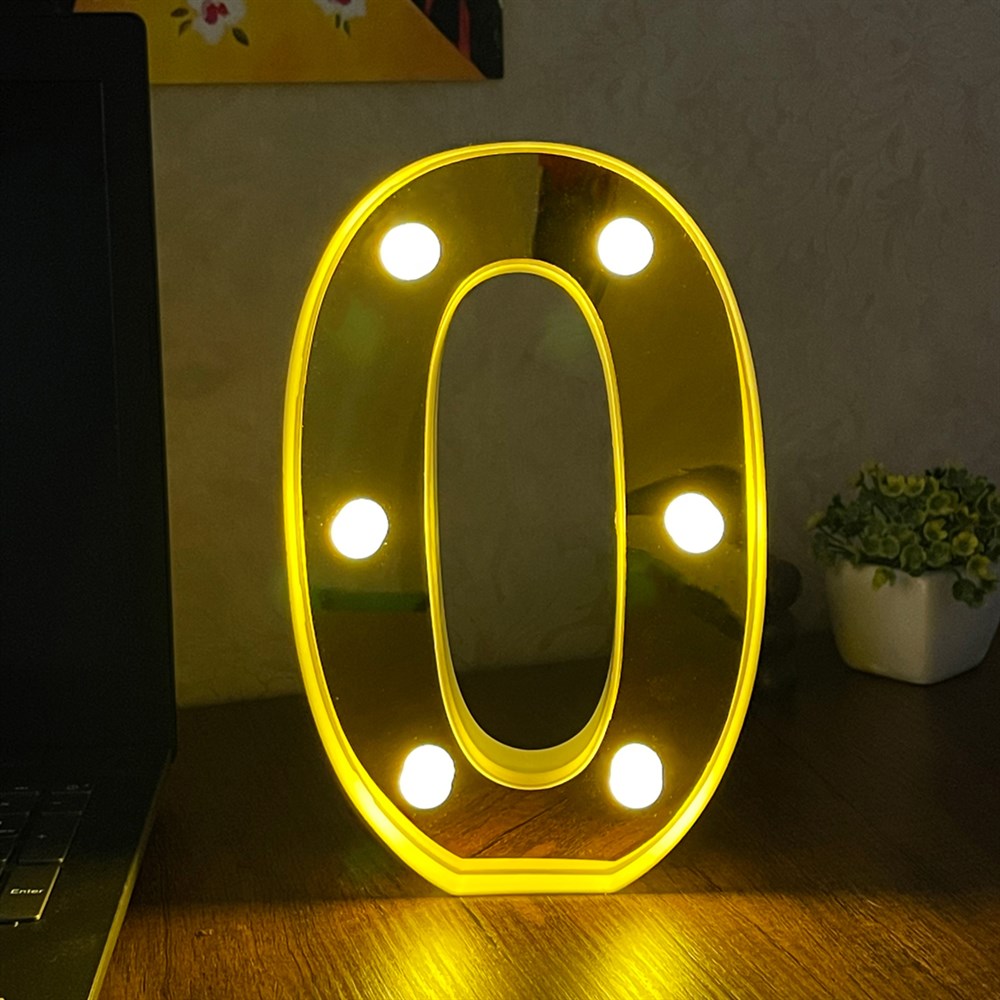 Iluminirano slovo O u proizvodu NULA 0 LAMPA