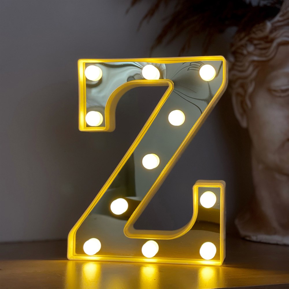 Illuminirana slova Z u produktu Z LAMPA s modernim dizajnom