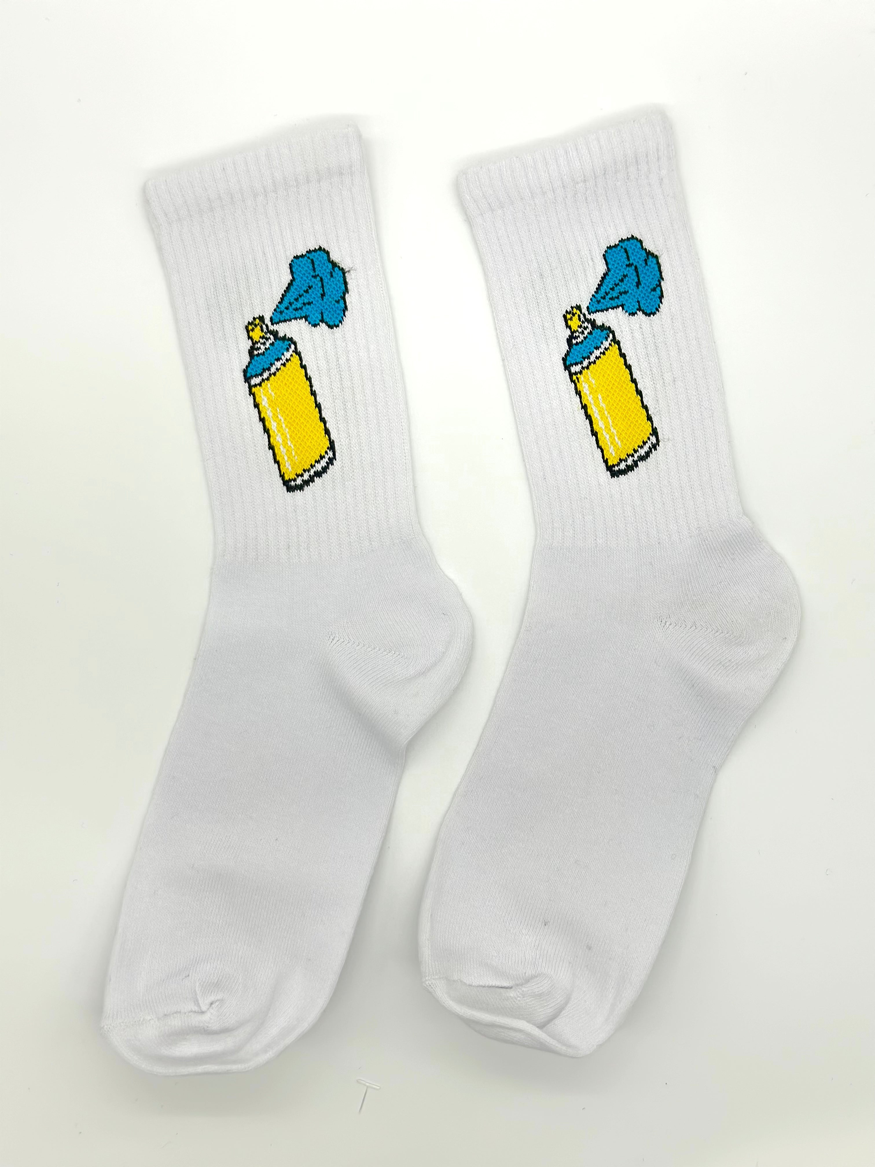 Bijele čarape s dizajnom limenke spreja, nazvane WHITE SPRAY LOGO ČARAPE