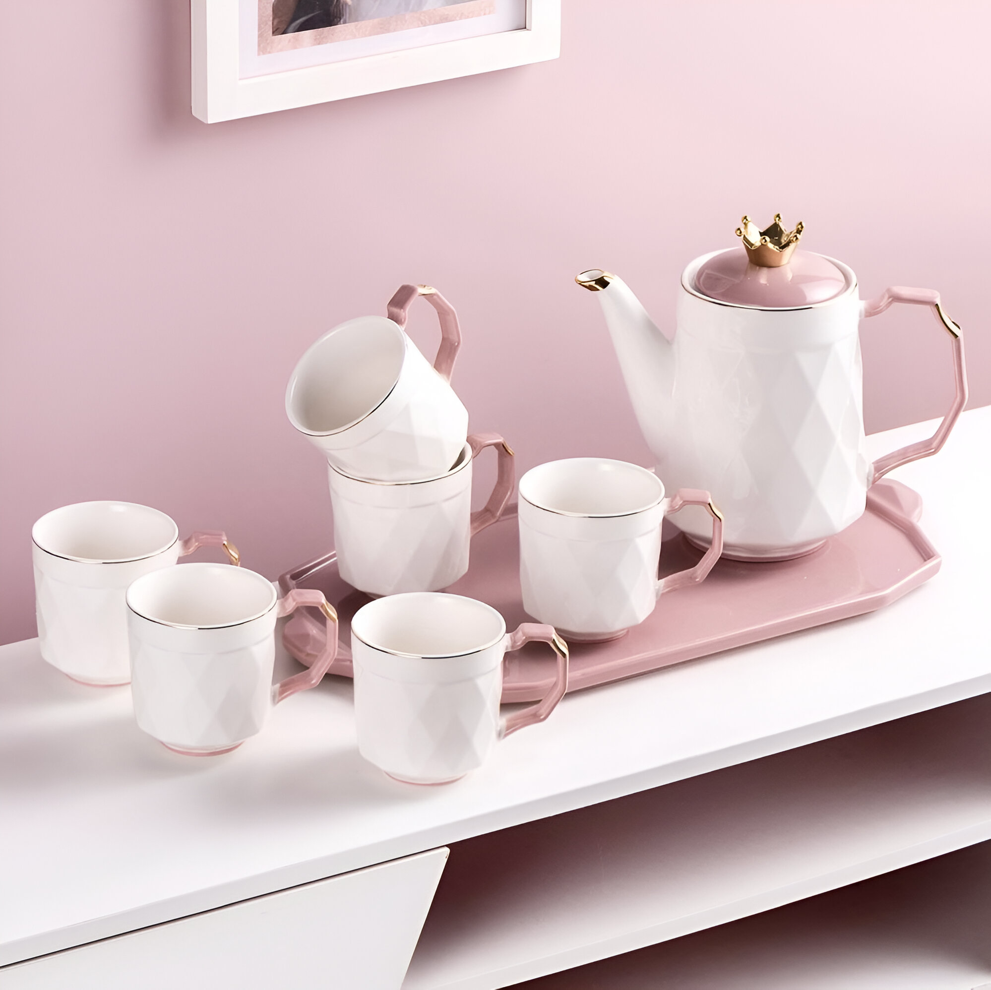 Bijeli keramički set čajnik Rozi s zlatnim detaljima i ružičastim ručkama
