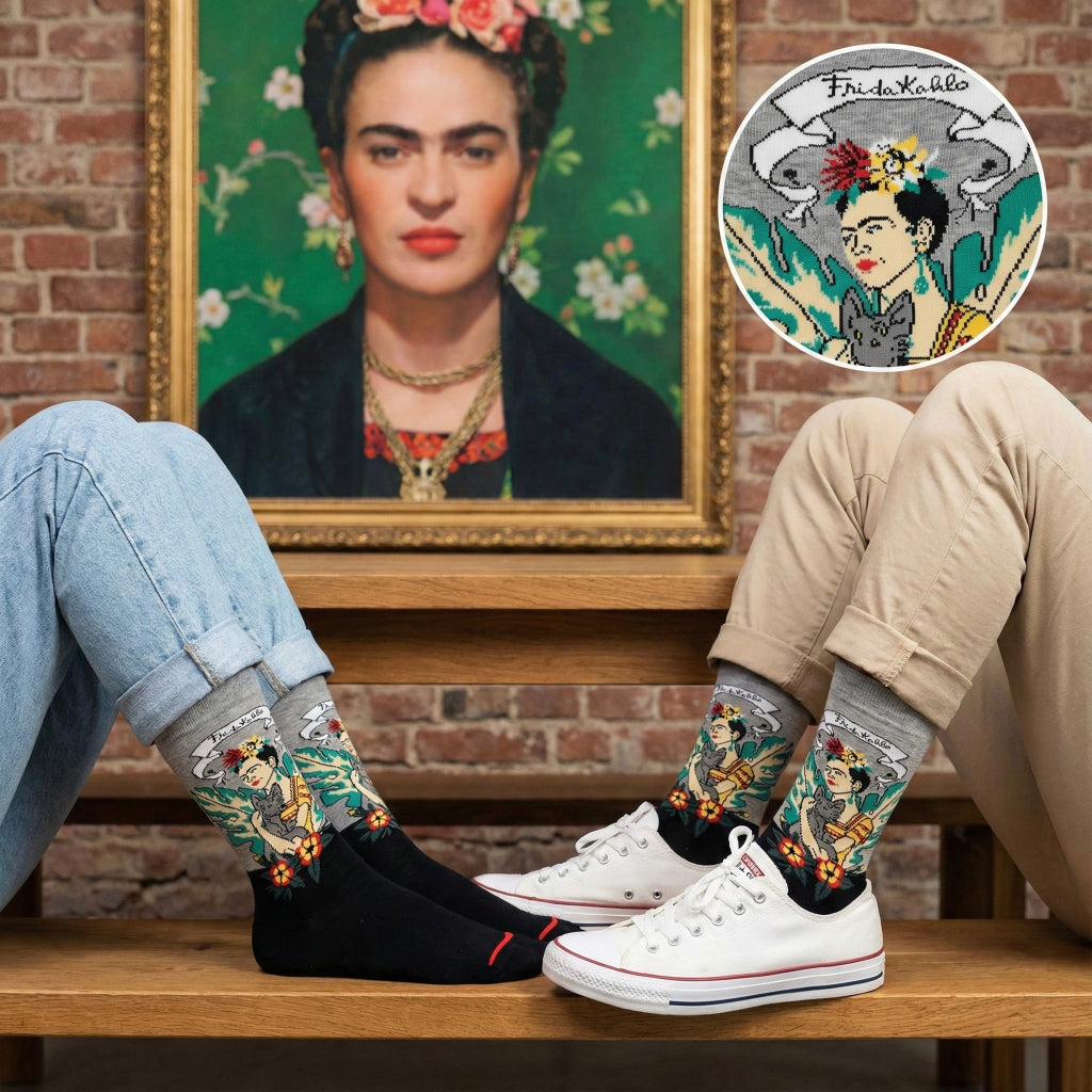 Frida Kahlo čarape crno-sive s cvjetnim i umjetničkim dizajnom