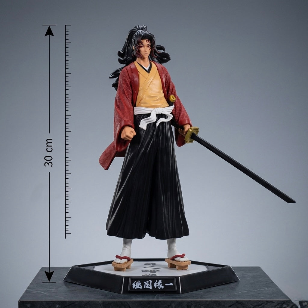 Demon slayer yoriichi tsugikuni figurica 30 cm u tradicionalnoj japanskoj odjeći s crvenim ogrtačem i mačem