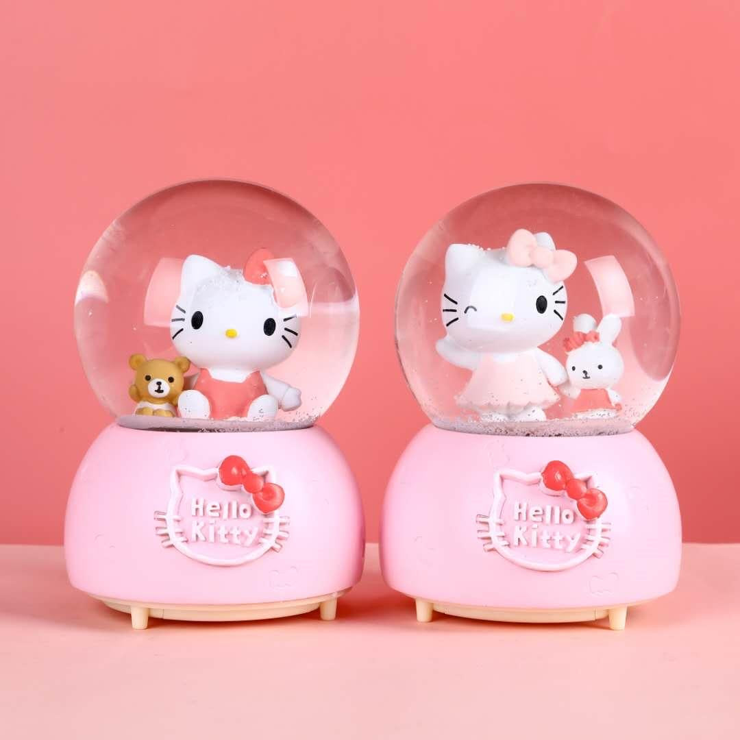 Dva ružičasta Hello Kitty ukrasna kugla dekorativna u proizvodu HELLO KITTY KUGLA 2