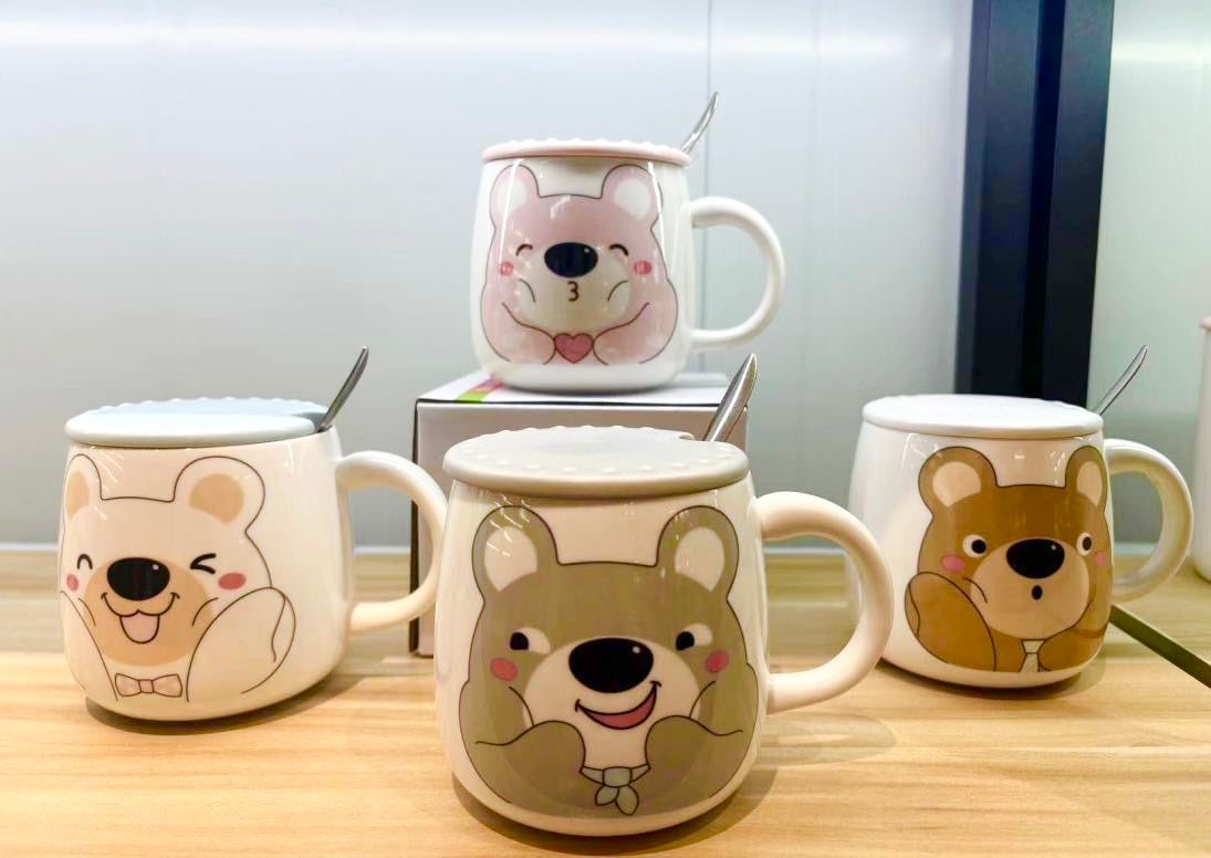 Keramička šolja Medo s poklopcem i kašikom, idealna za čaj i kafu