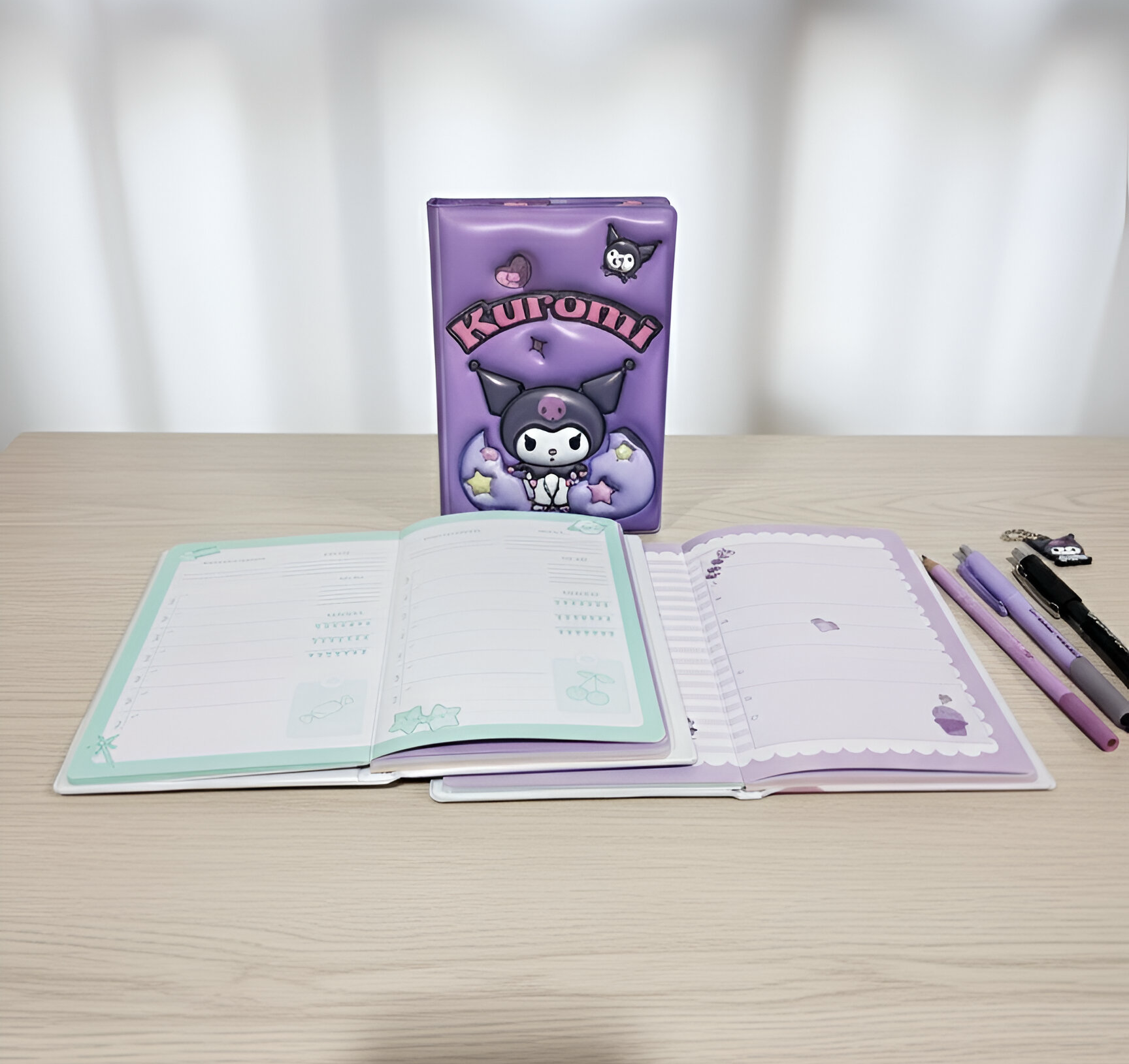 Ljubi Kuromi planer Rokovnik A5 s mačjim dizajnom, ljubičan i bijeli