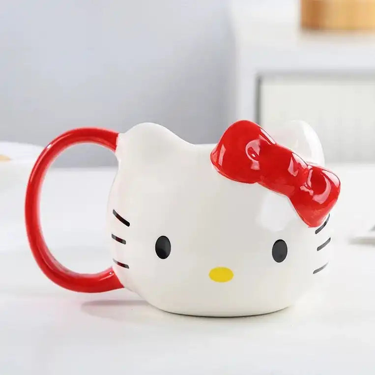 Hello Kitty keramička šalica.