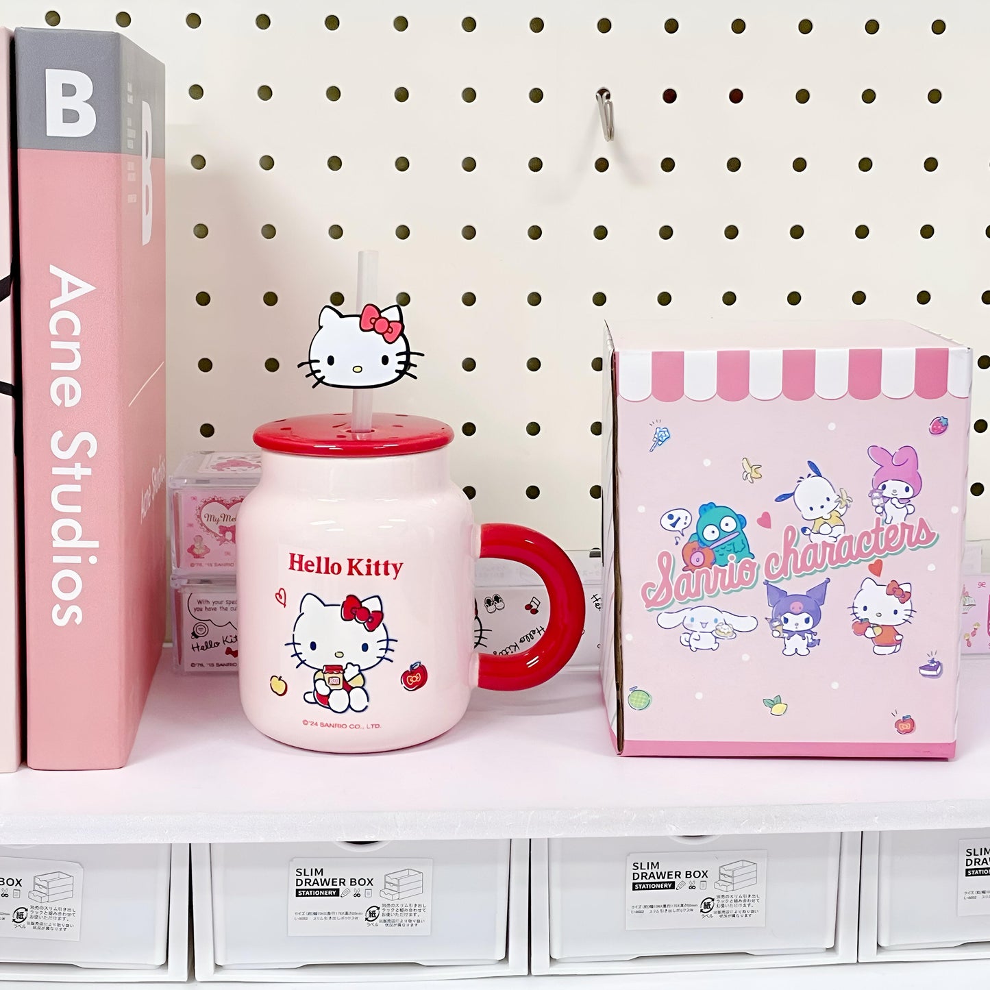 Hello Kitty keramička šolja sa slamkom i poklopcem za ljubitelje Hello Kitty