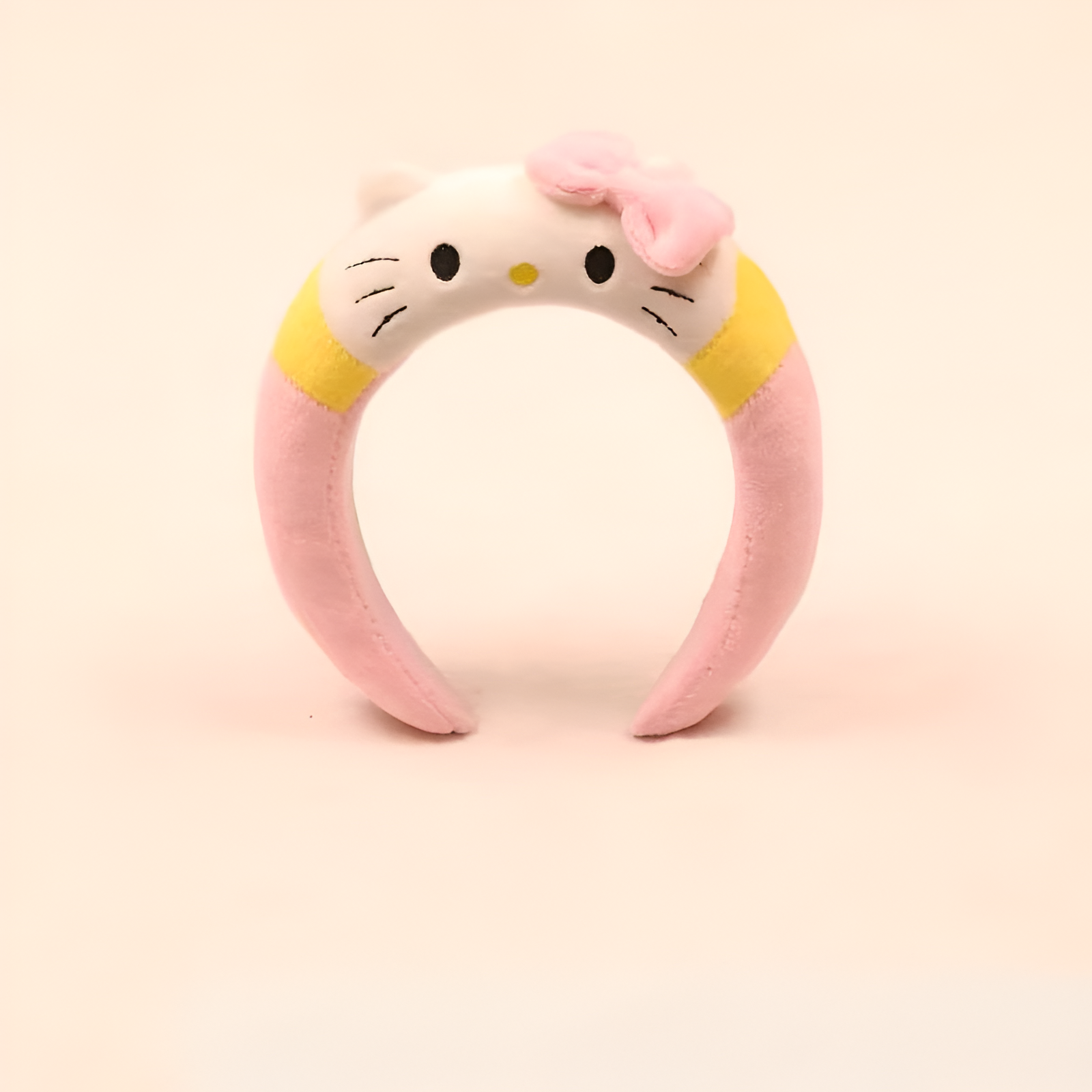Hello Kitty rajf idealan dodatak za ljubitelje Hello Kitty i stila