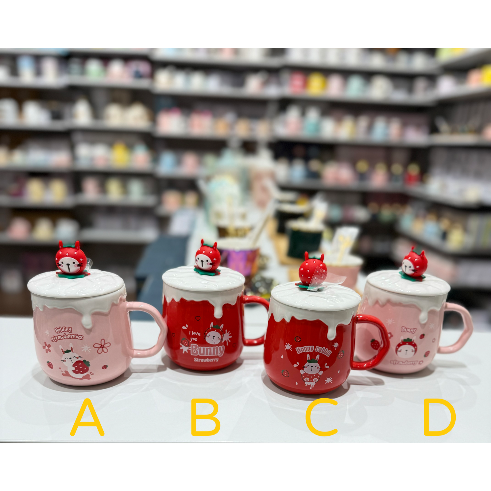 Strawberry-themed keramička šolja set s poklopcem i kašikom za čaj