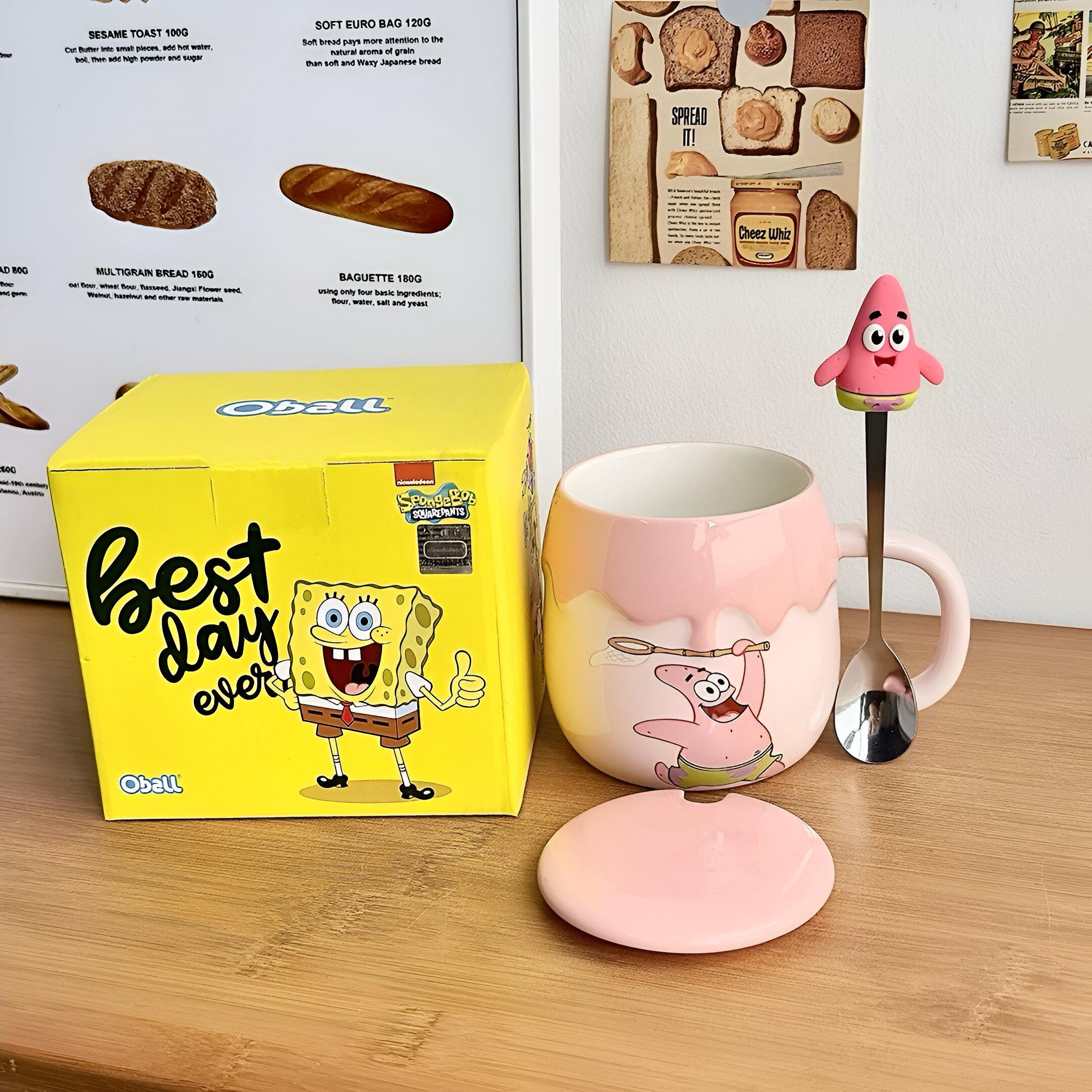 Spongebob-themed mug with lid and spoon set featuring Patrick Star for fun drinking