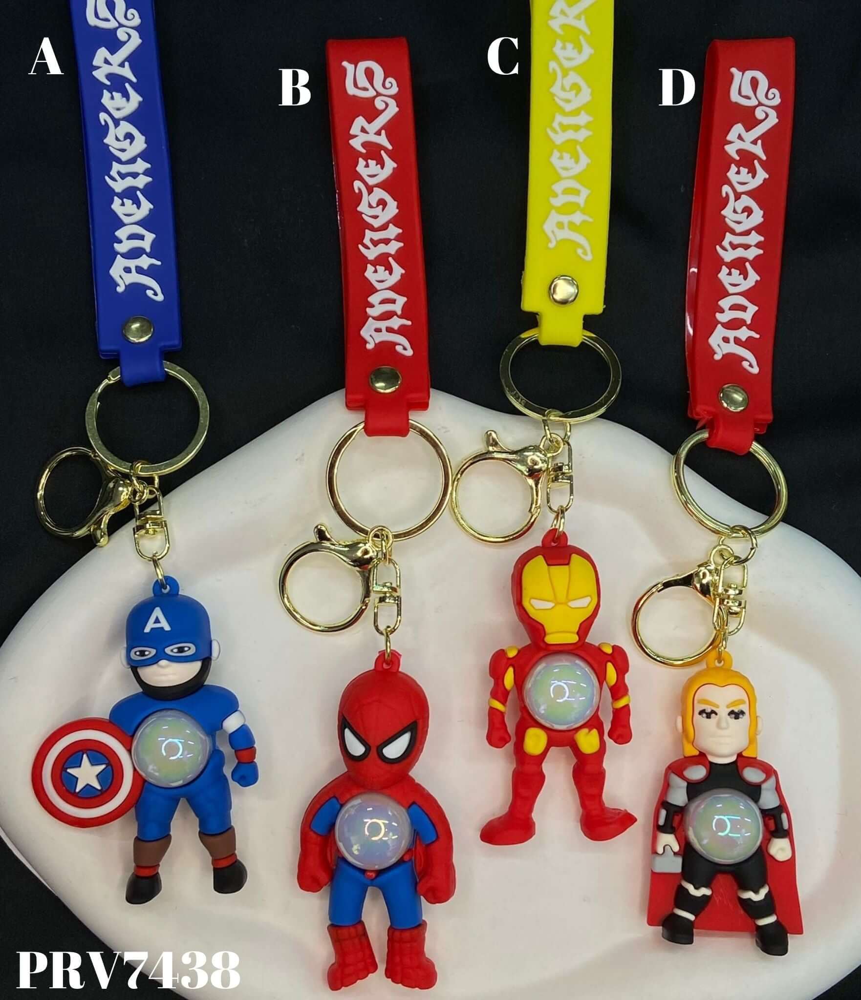 Avengers privjesak s likovima iz popularnog Marvelovog superheroja