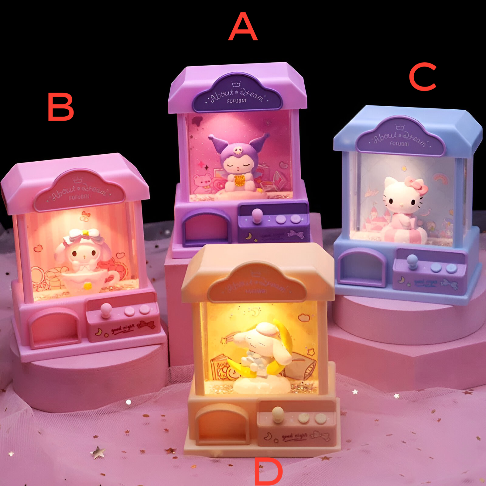 Osvijetljeni likovi iz claw machine igara u HELLO KITTY FRAME SUVENIR ukrasnoj kugli