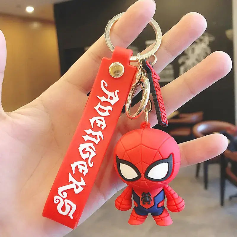 Spiderman ključna naprava s crvenim remenom, MARVEL AVENGERS SPIDERMAN PRV