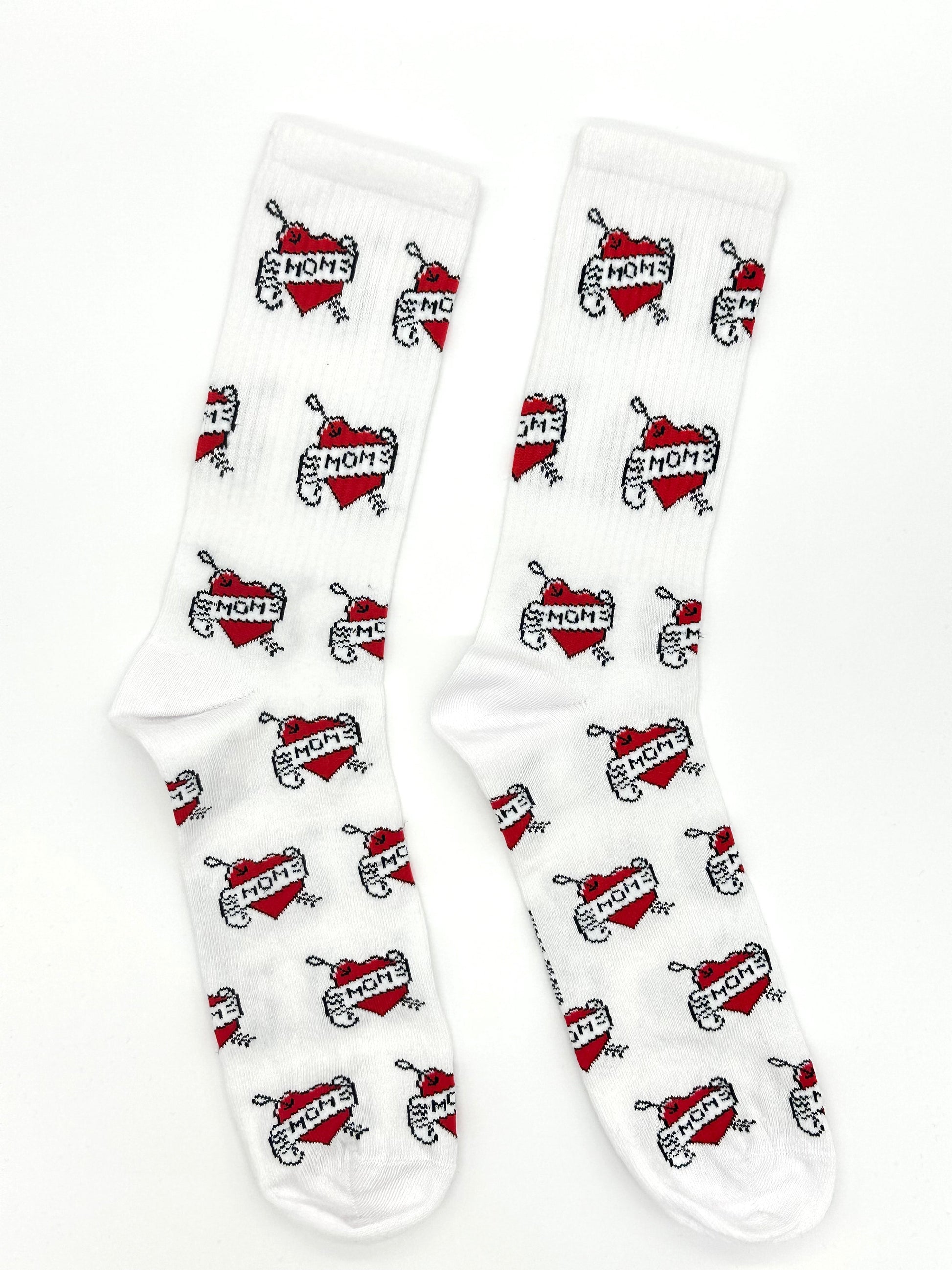 Pair of white socks with heart and tetovažom mama design for mothers