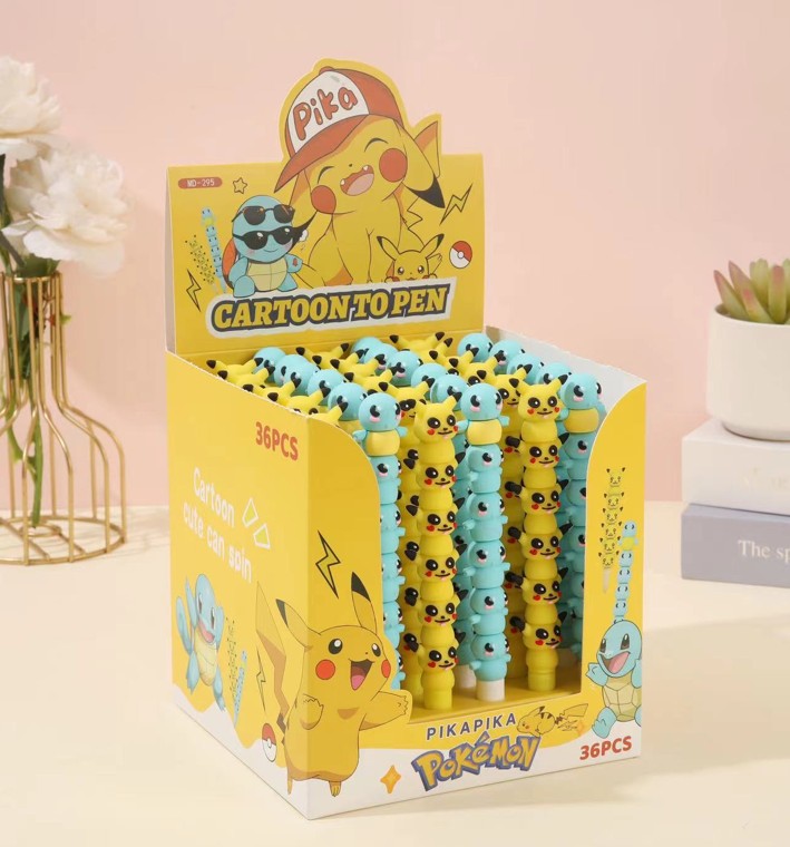 Žuta i plava Pikachu hemijska olovka s crvenim obrazima i kapom