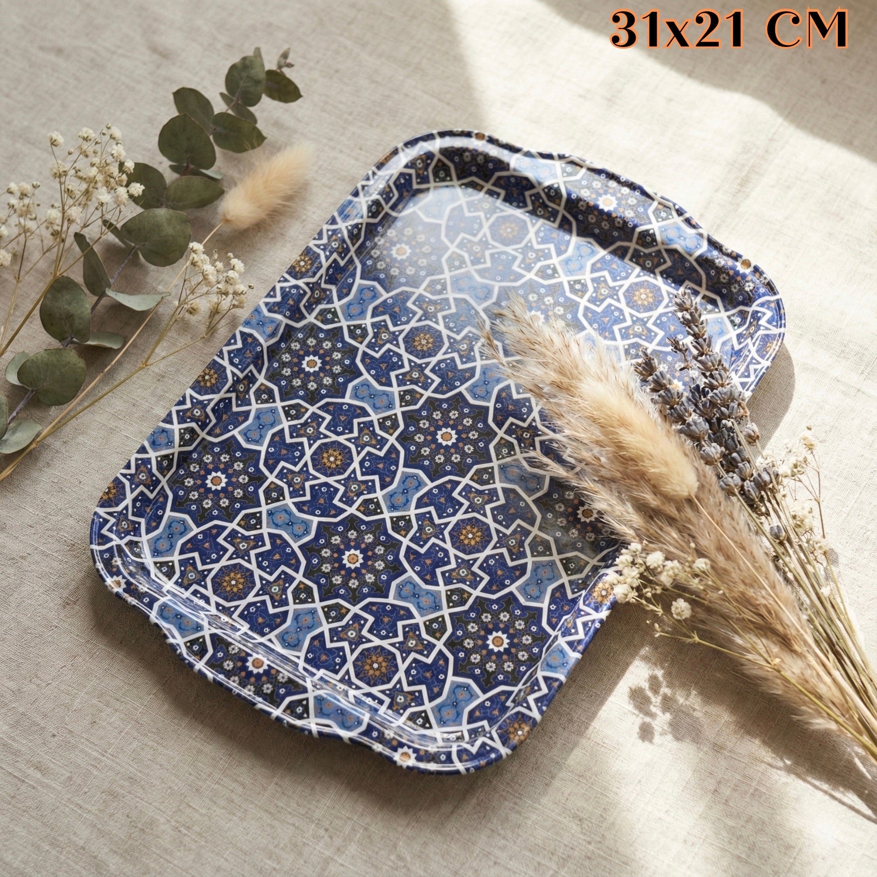 Plava keramička pladanj s bijelim, zlatnim i svijetloplavim uzorcima