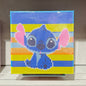 Plava i ružičasta Lego Stitch diamond painting DIY umjetnost 20x20 cm