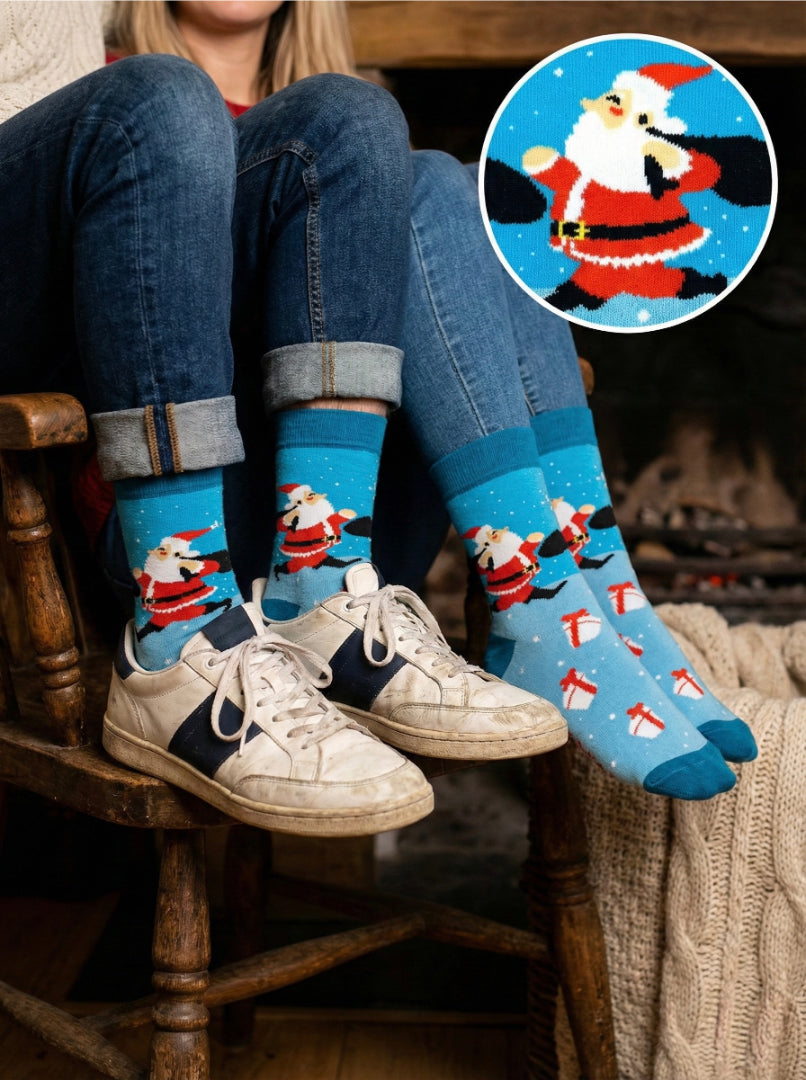 Plave čarape Božić s crtanim Djedom Mrazom u crveno-bijelim bojama