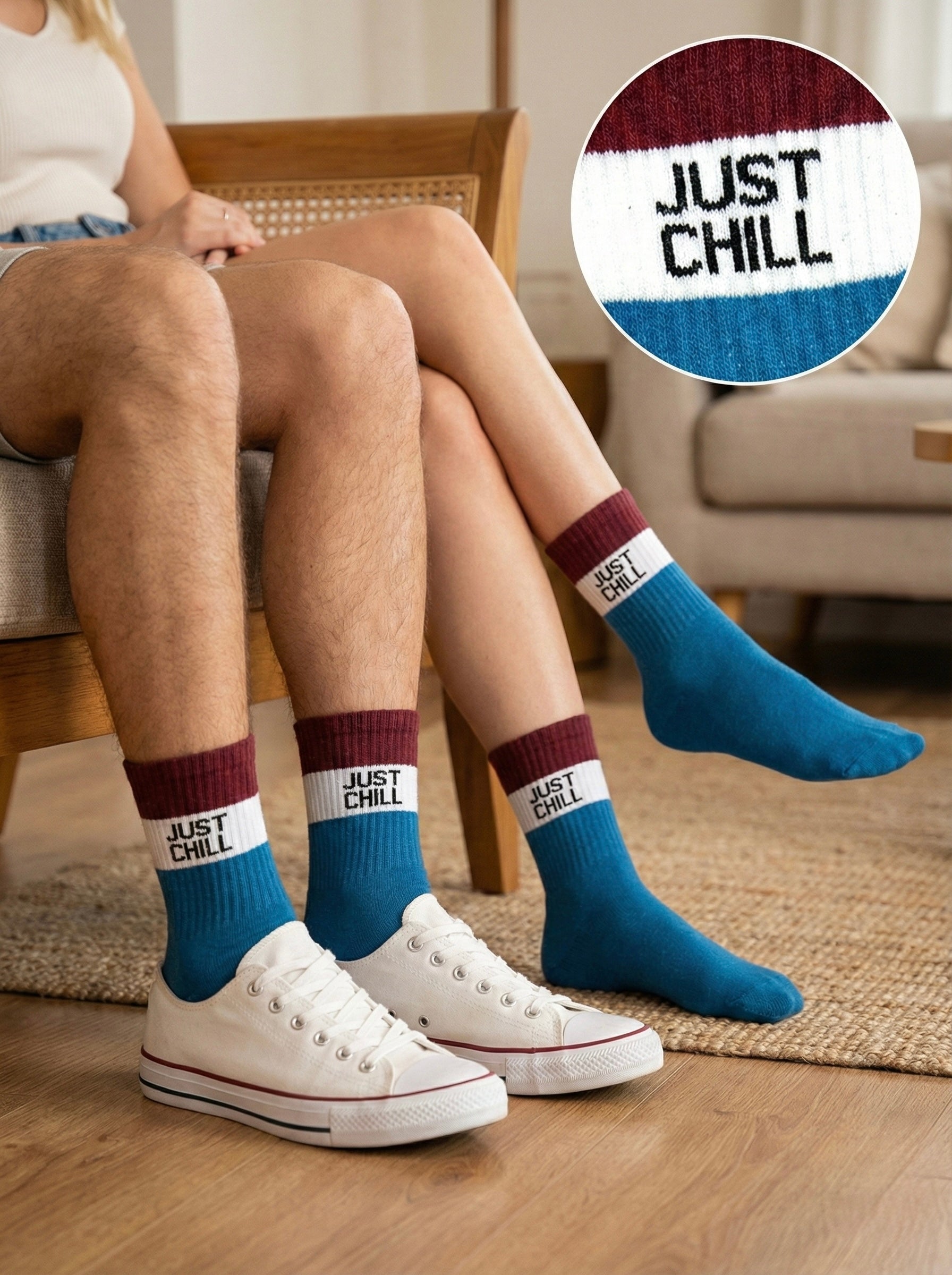 Plave čarape JUST CHILL s crveno-bijelim prugama i natpisom just chill