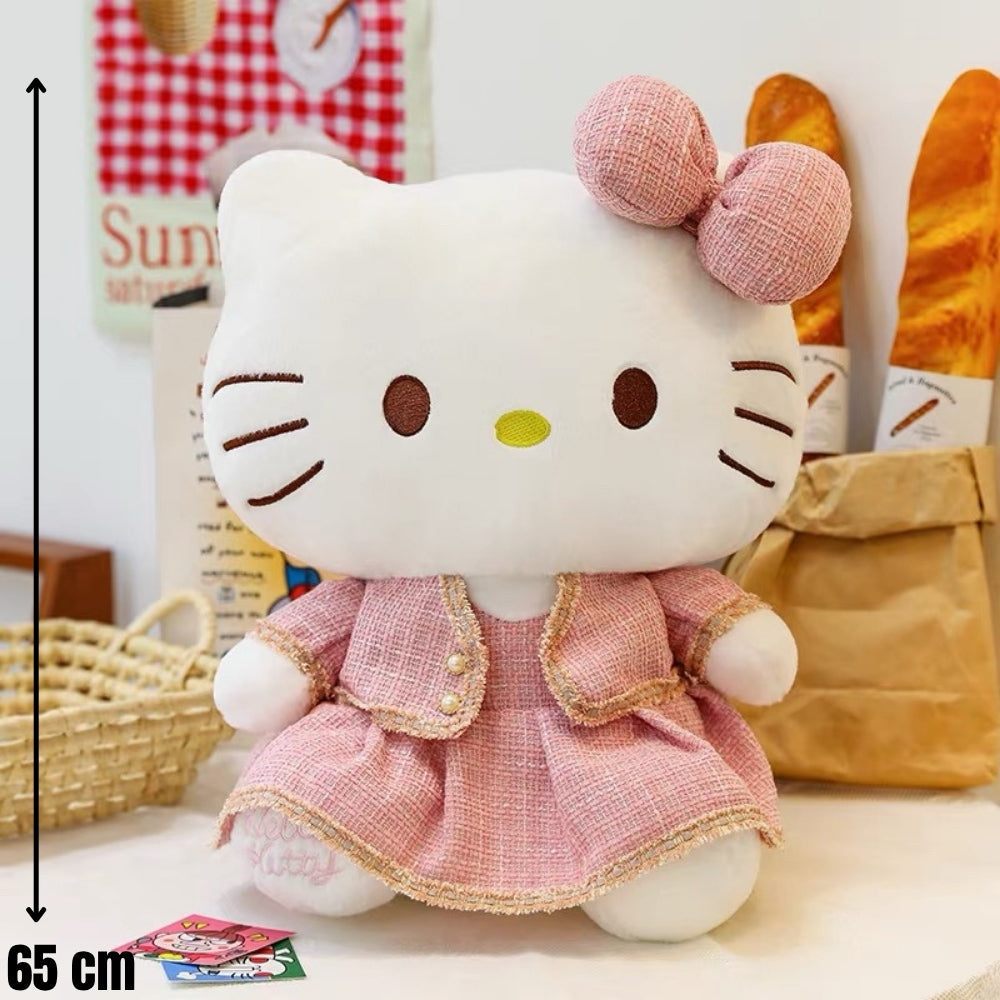 Plisani hello kitty jastuk u rozoj teksturiranoj haljini sa zlatnim ukrasima i odgovarajućom mašnom 65 cm