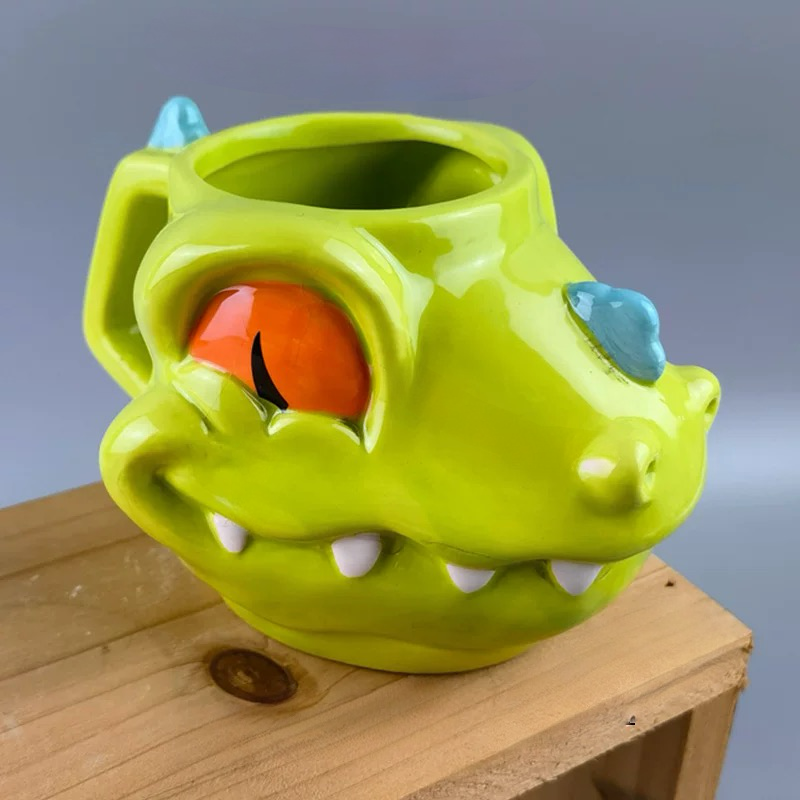 Reptar oblikovana keramička šolja iz Dinosaur keramičkog seta čajnik