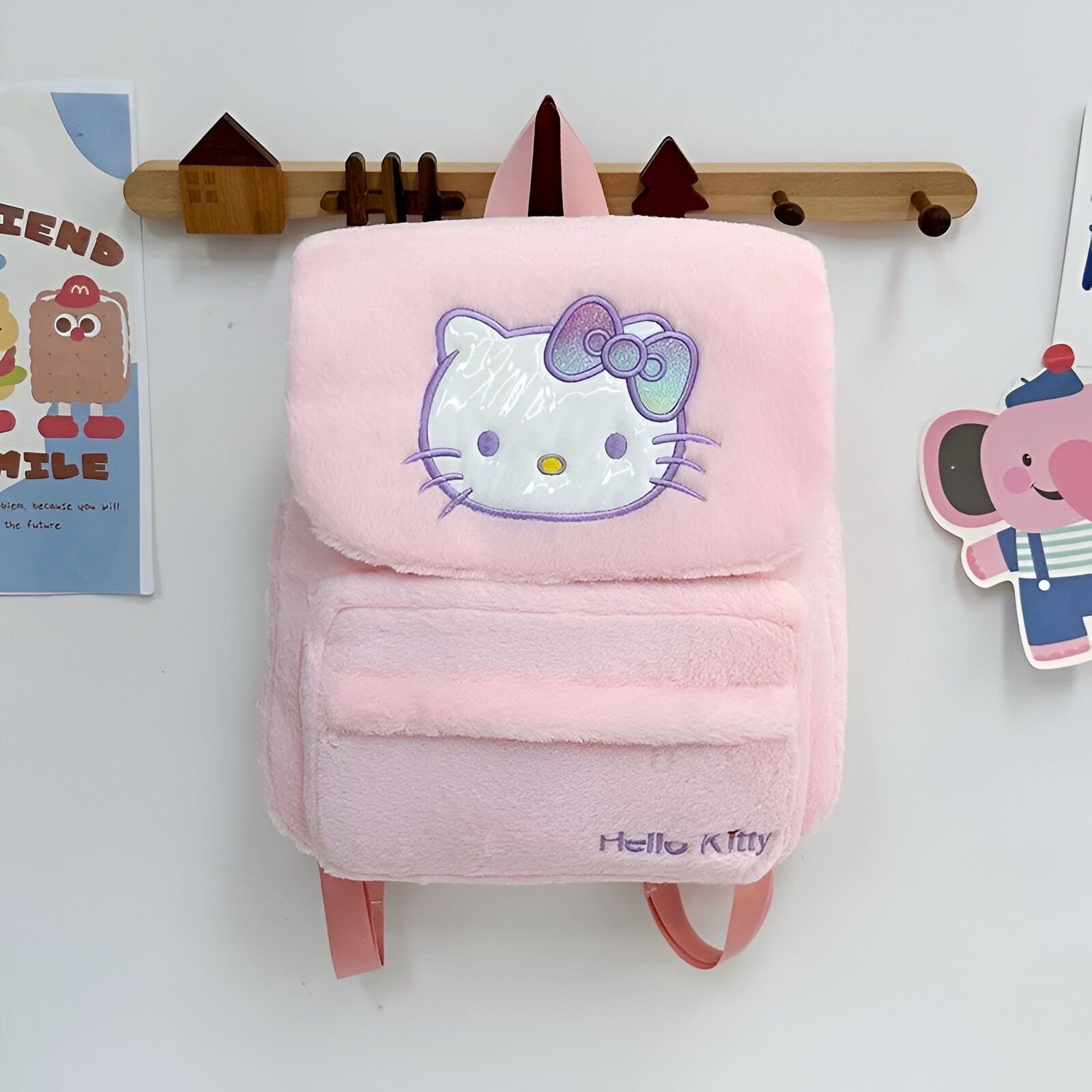Ružićasta Hello Kitty torbica i ruksak idealni za ljubitelje