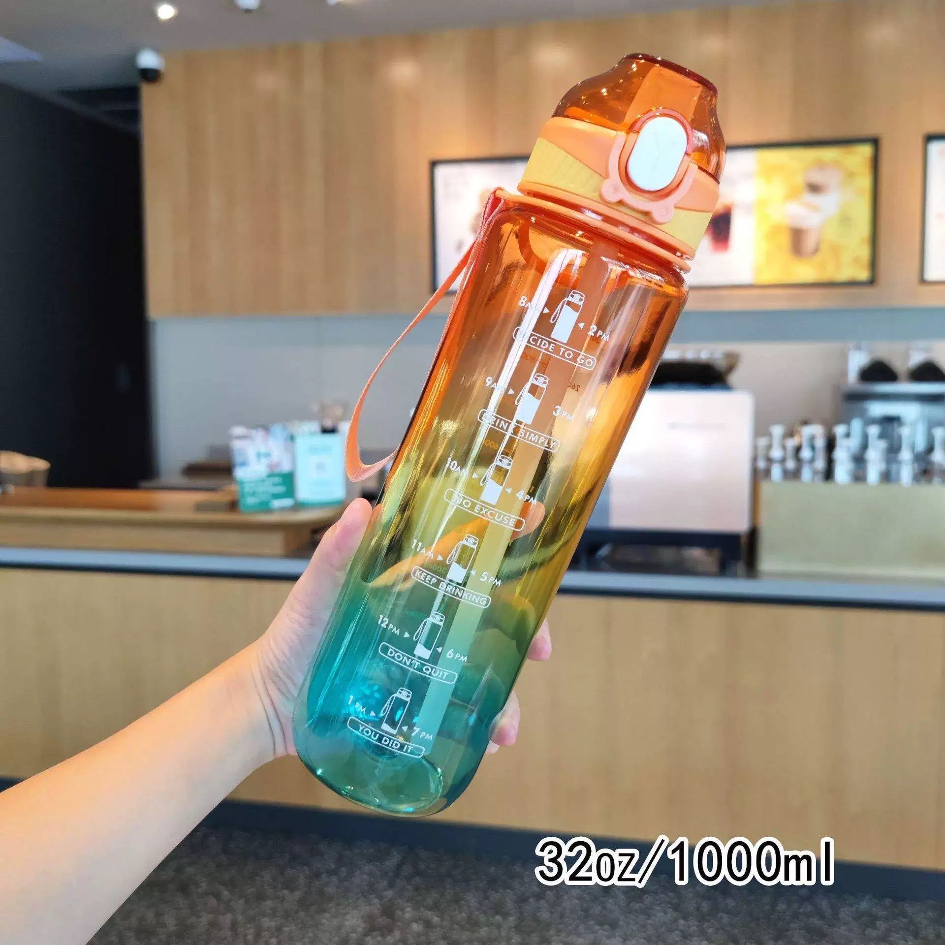 Vibrant water bottle from SPORTSKE FLAŠE, ideal for keramički set čajnik korištenje