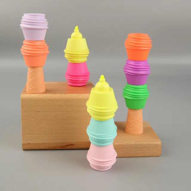Šarena igračka za slaganje sladoleda u proizvodu CUP CAKE MARKER