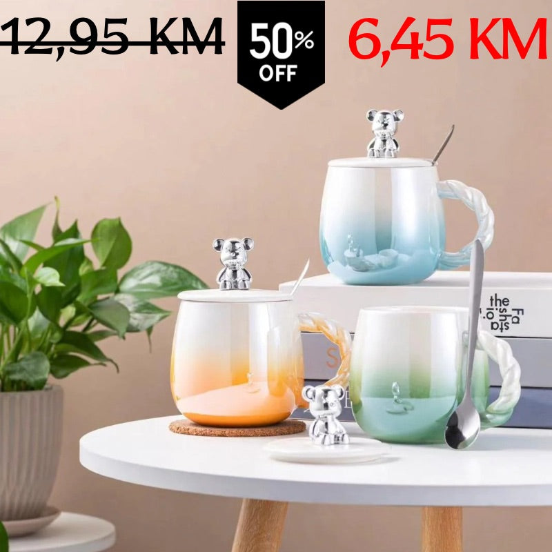 Set od tri gradientne keramičke šolje Medo s poklopcima i dršcima