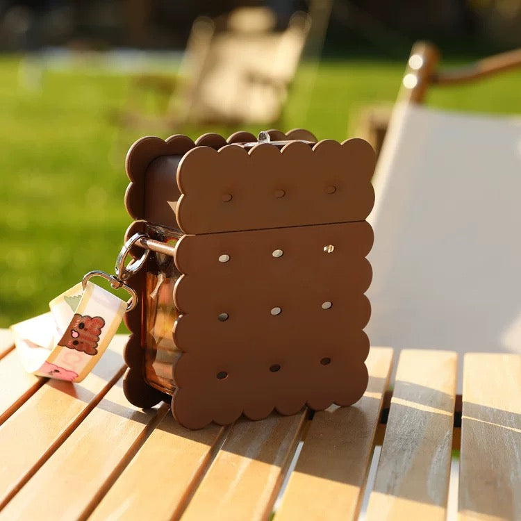 KEKS FLAŠA smeđi valoviti lanac za novčanik s ključnim prstenom i oznakom