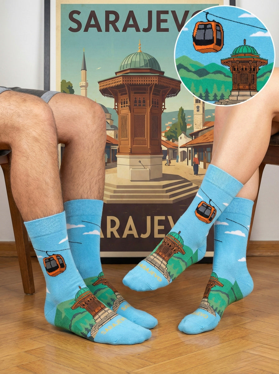 Plave čarape s ilustracijom Žičare i Sebilja u Sarajevu