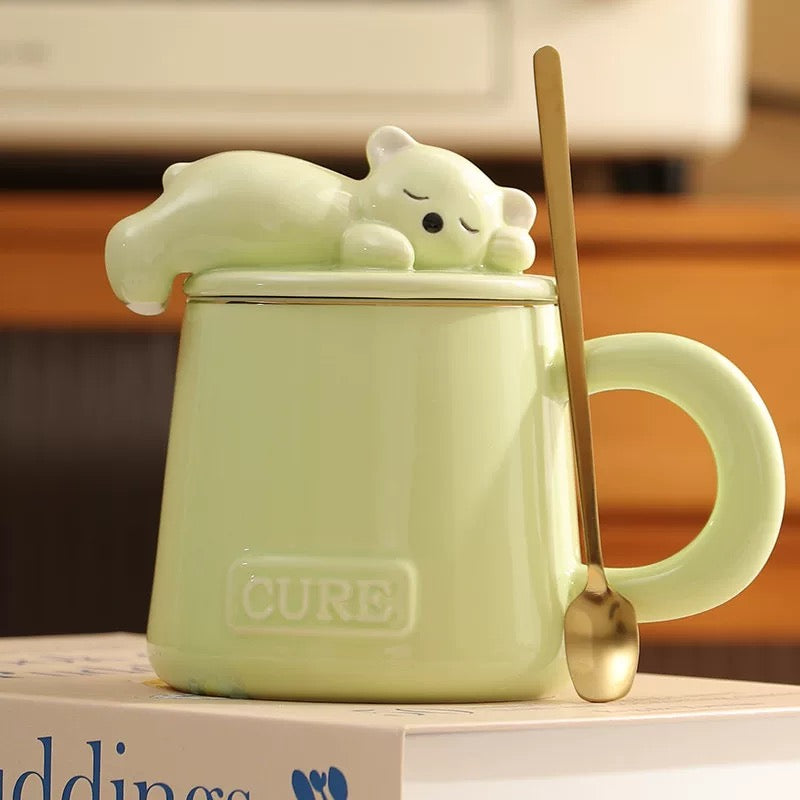 Svijetlozelena medo keramička šolja set s poklopcem i zlatnom kašikom