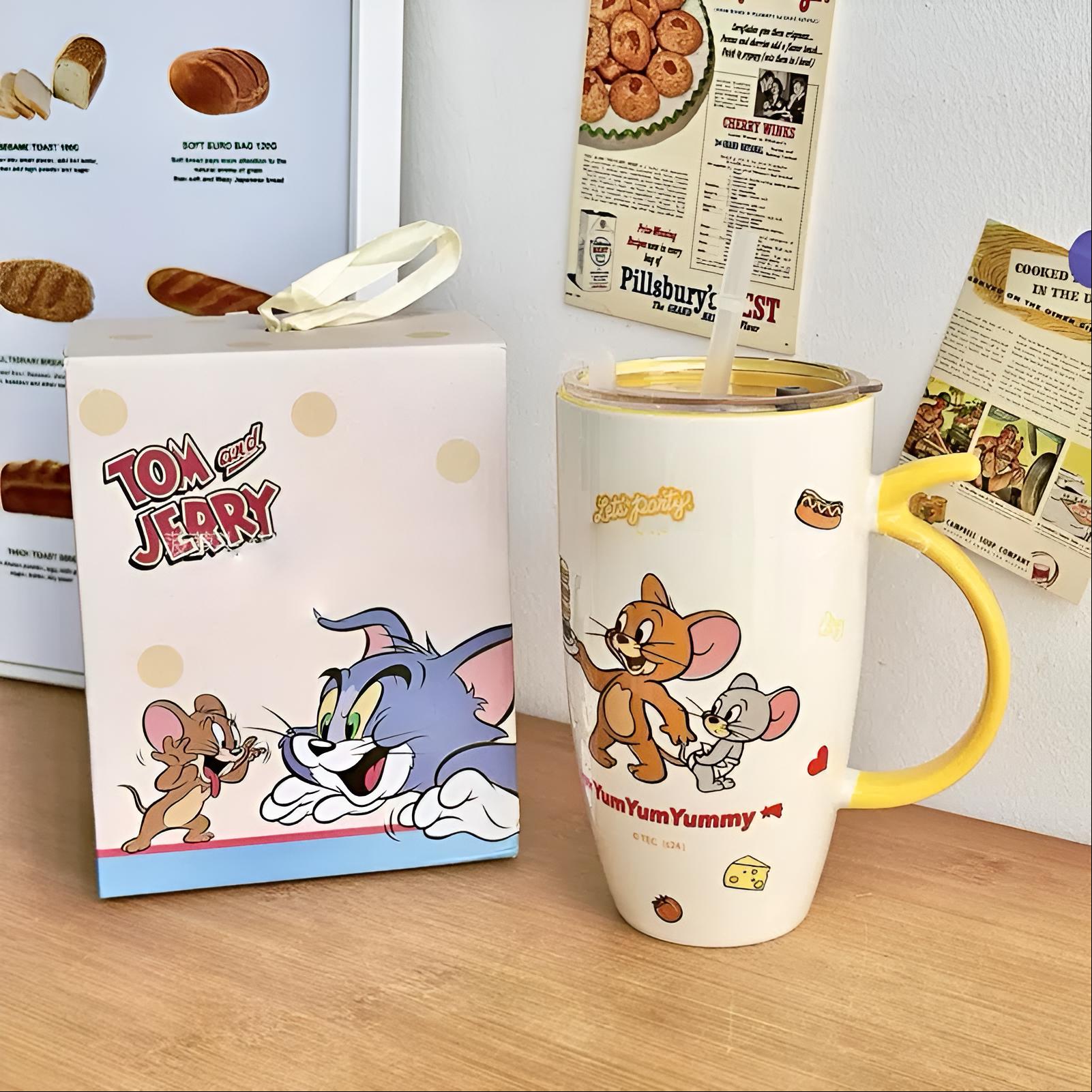 Tom and Jerry keramička šolja set s poklopcem i slamkom uz kutiju za maramice