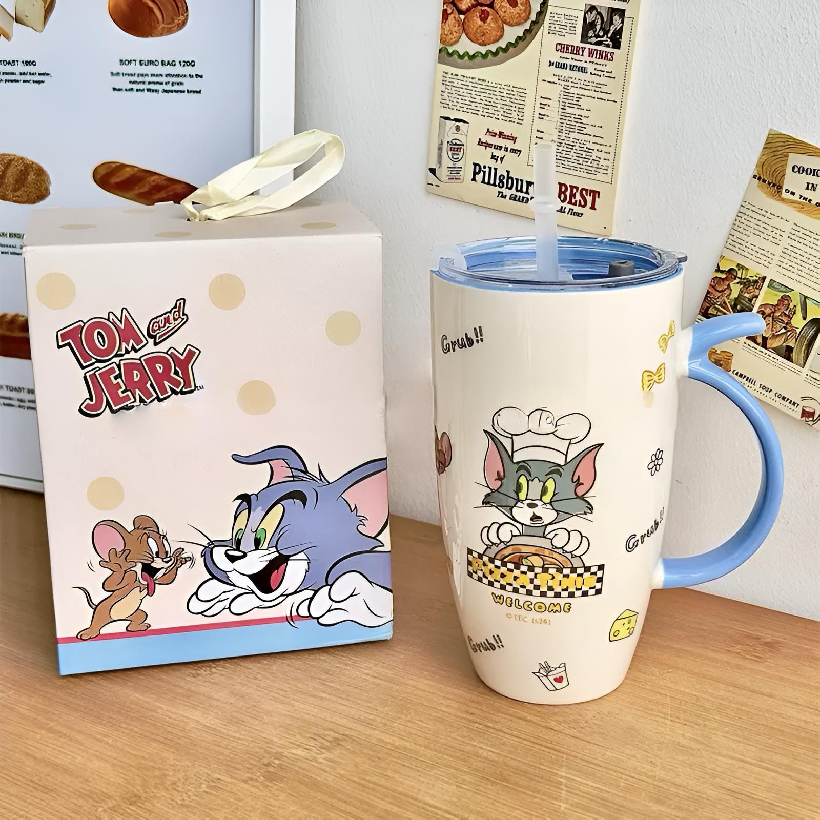Tom and Jerry keramička šolja set s poklopcem i slamkom uz kutiju za maramice