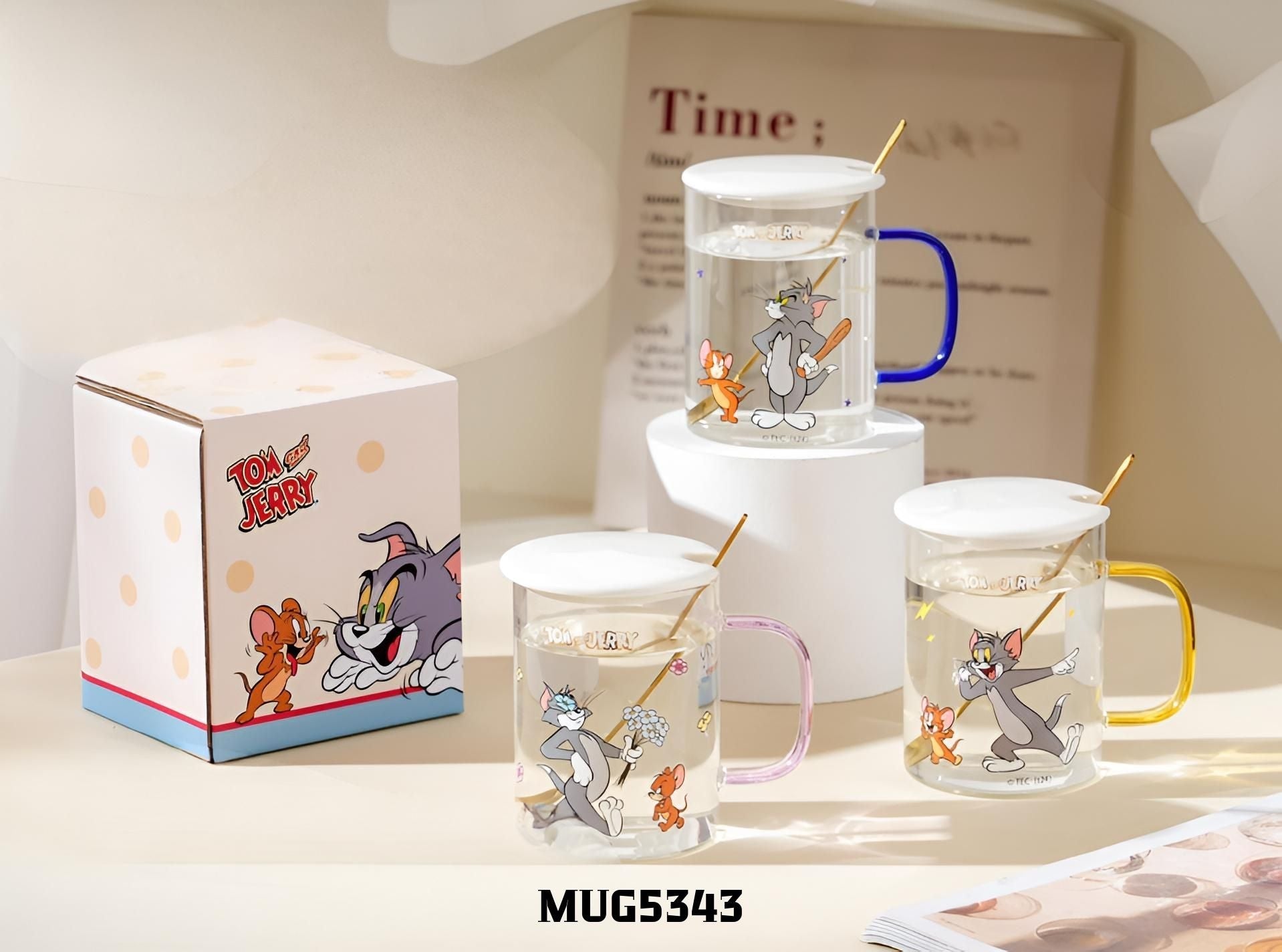 Tom and Jerry tematski set šalica s poklopcem i slamkom za ljubitelje crtanih filmova