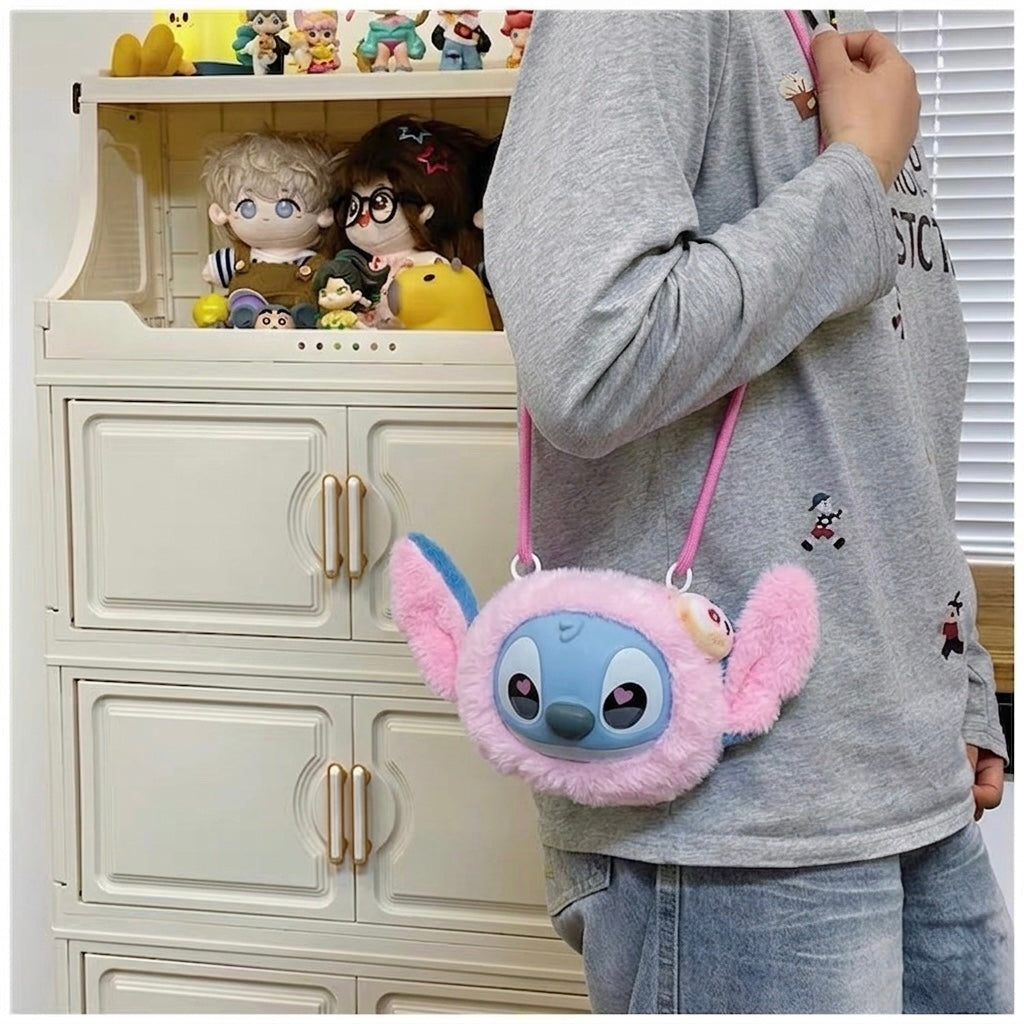 Roza i plava plišana stitch torbica na rame sa mekanom i pufnastom teksturom