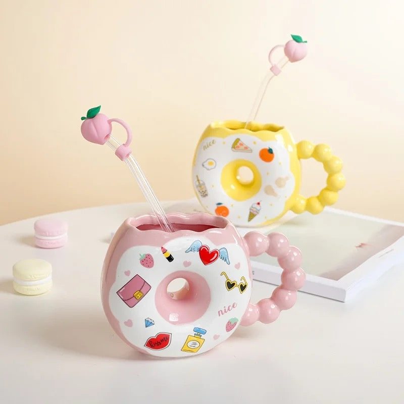 Keramička šolja Donuts sa slamkom i whimsical dekoracijama za uživanje u čaju
