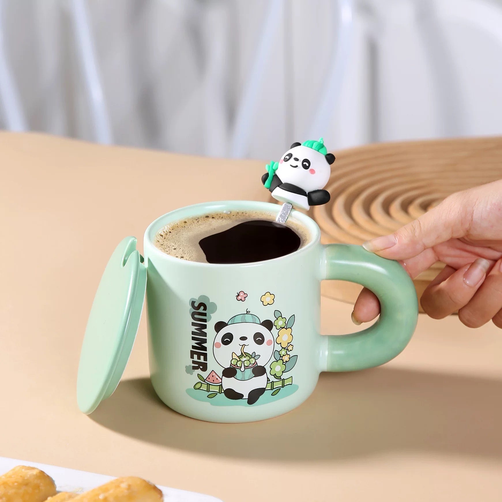 Zelena panda keramička šolja set s poklopcem i kašikom za čaj