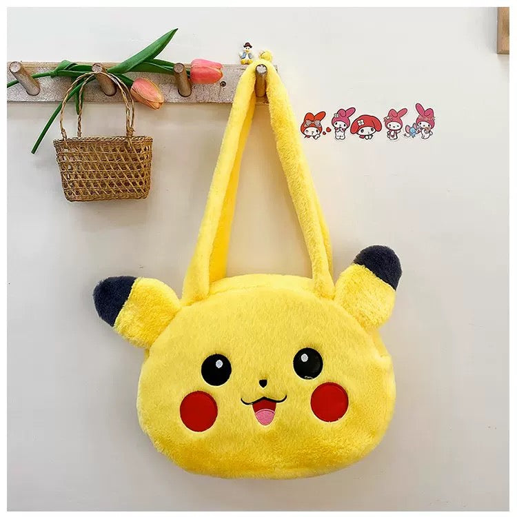 Žuta Pikachu plišana torbica idealna kao ruksak za ljubitelje pokemona